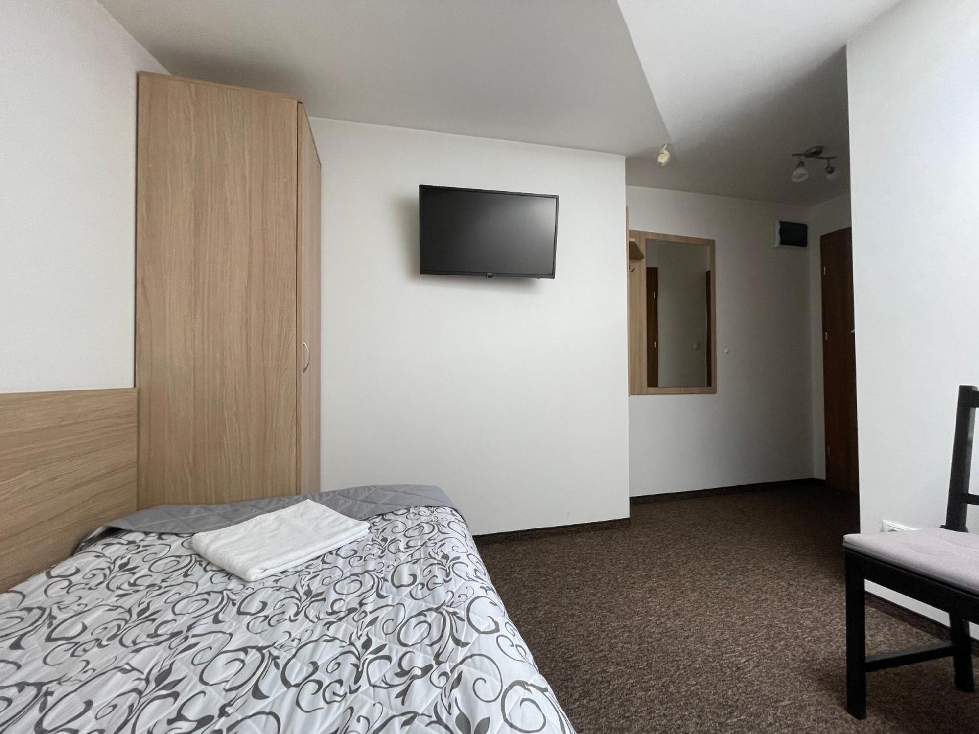 Hotelik Gold Raszyn Ngoại thất bức ảnh
