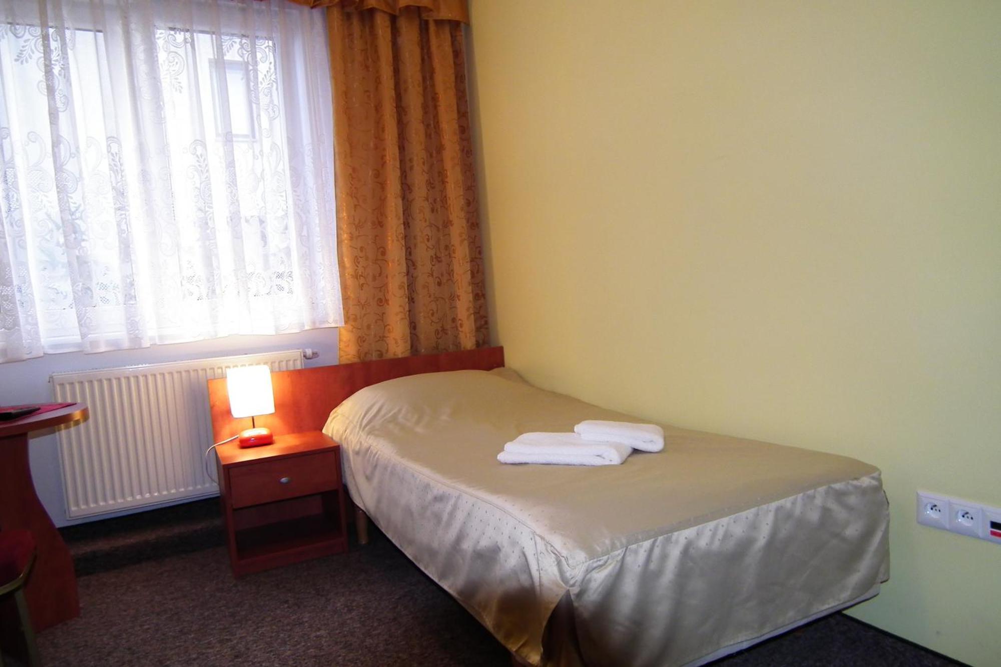 Hotelik Gold Raszyn Phòng bức ảnh