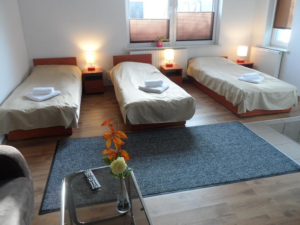 Hotelik Gold Raszyn Phòng bức ảnh